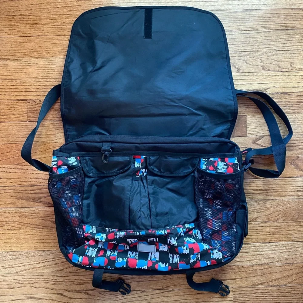 High Sierra Graphic Laptop Case Messenger Crossbody Bag with Strap
